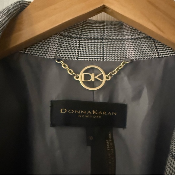 Donna Karan Checkered Blazer - Picture 8 of 11